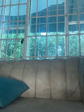 SophieD online show from 09-27-25, 12:33