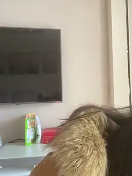 Mier-cn online show from 12-23-25, 06:02