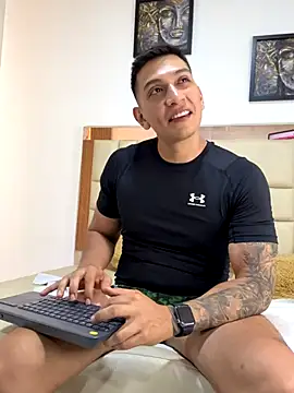 blackbullger  online show from 10-15-25, 06:38