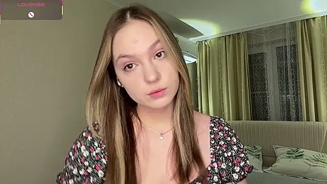 NguyetHankey online show from 01-15-26, 04:05