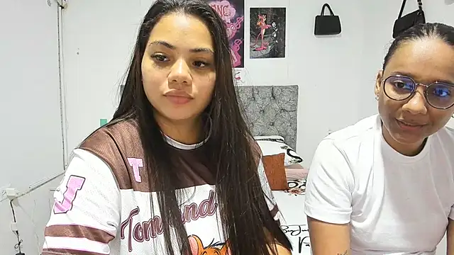 nay and aleja1 online show from 06-25-26, 07:08