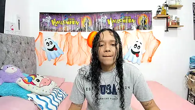 nay and aleja1 online show from 10-29-25, 03:16