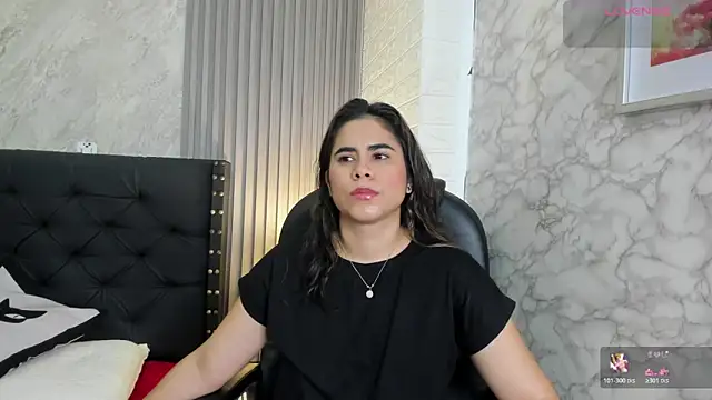 Snapshot of alicy__torres chatting on 03-05-26, 12:13 alicy torres online show from 03-05-26, 12:13