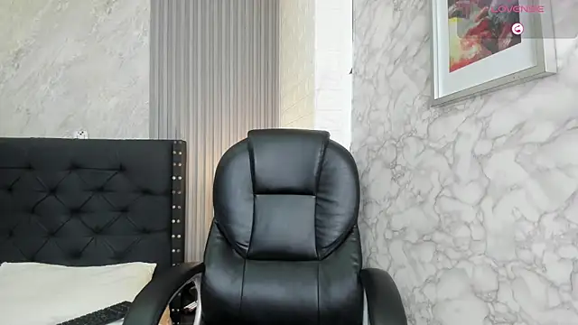 Snapshot of alicy__torres chatting on 04-08-26, 12:17 alicy torres online show from 04-08-26, 12:17