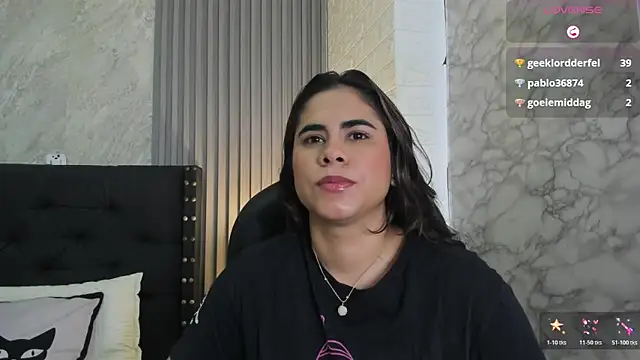 Snapshot of alicy__torres chatting on 03-17-26, 12:08 alicy torres online show from 03-17-26, 12:08