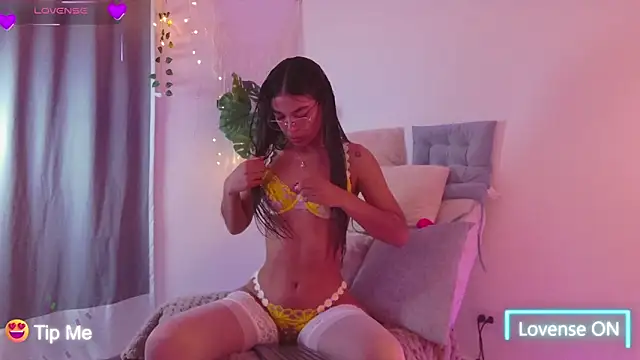 Nicolle swt online show from 02-05-26, 10:55