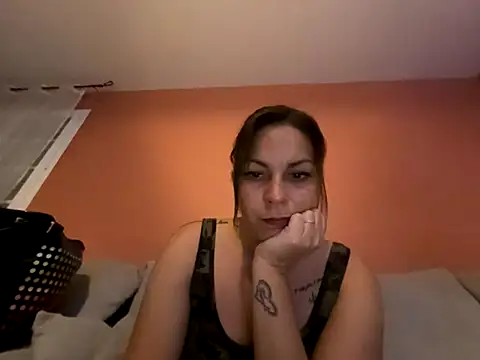 minettedusud online show from 11-30-25, 09:59