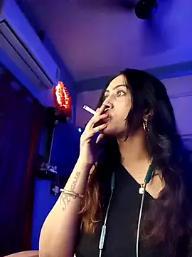 Snapshot of Love_Beauty01 chatting on 02-11-26, 06:41 Love Beauty01 online show from 02-11-26, 06:41