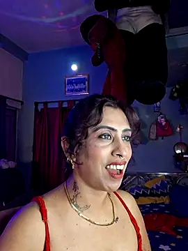 Snapshot of Love_Beauty01 chatting on 06-29-26, 06:40 Love Beauty01 online show from 06-29-26, 06:40