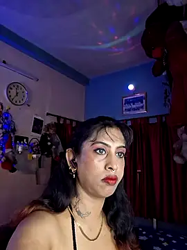 Love Beauty01 online show from 06-01-26, 05:45