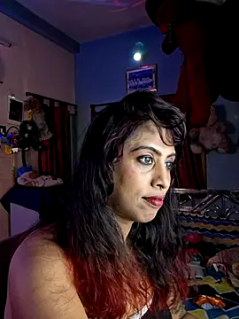 Snapshot of Love_Beauty01 chatting on 06-23-26, 06:50 Love Beauty01 online show from 06-23-26, 06:50