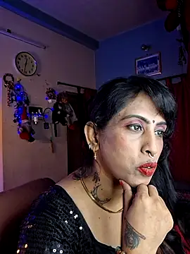 Love Beauty01 online show from 05-11-26, 06:38