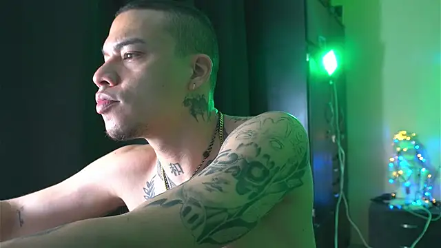 AlphaMasterXxx online show from 03-13-26, 03:55