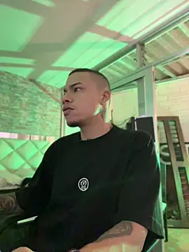 AlphaMasterXxx online show from 04-15-26, 01:11