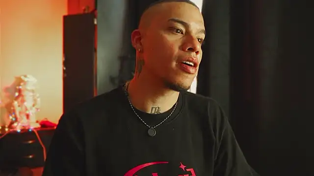 AlphaMasterXxx online show from 03-25-26, 08:41