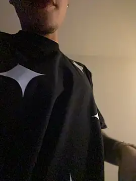 AlphaMasterXxx online show from 11-07-25, 02:27