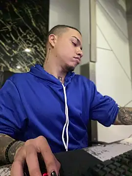 AlphaMasterXxx online show from 11-20-25, 02:29