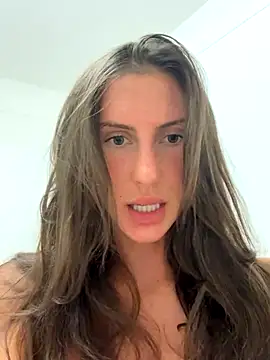 Snapshot of MilaRenee chatting on 10-16-25, 09:12 MilaRenee online show from 10-16-25, 09:12
