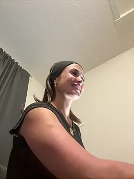 Alona Brown online show from 04-03-26, 05:47