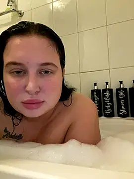 brunetteGirl274 online show from 10-23-25, 07:56