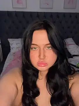 brunetteGirl274 online show from 11-12-25, 12:42