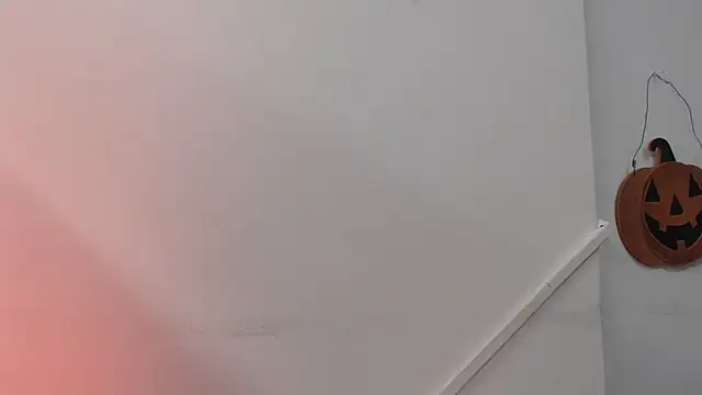 Lizbeth Rouse online show from 10-25-25, 10:25