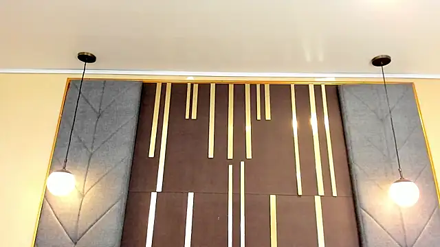 OliviGrace online show from 04-11-26, 09:07