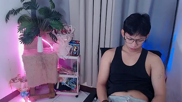 pinkcock froi2305 online show from 03-12-26, 03:01