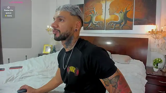 Valentiinoss online show from 09-26-25, 08:38