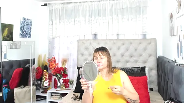 Victoriacoperino online show from 01-13-26, 02:32