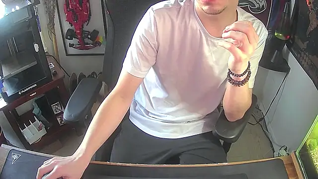 Snapshot of k_dick chatting on 02-11-26, 01:05 k dick online show from 02-11-26, 01:05