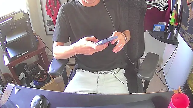 Snapshot of k_dick chatting on 09-17-25, 09:50 k dick online show from 09-17-25, 09:50