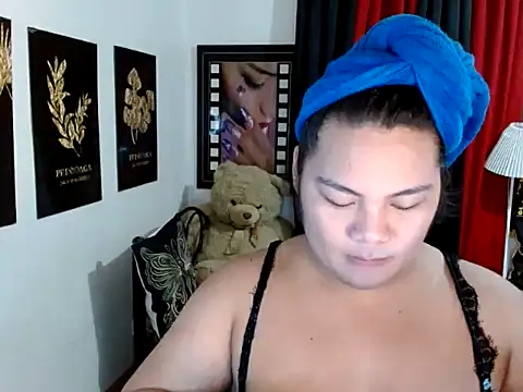 TSbrianaHugeCock online show from 04-24-26, 02:30