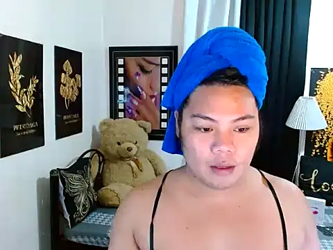 TSbrianaHugeCock online show from 03-18-26, 02:08