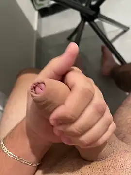 Novinho16cmz online show from 02-10-26, 02:43