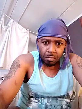 Snapshot of Nuttygmarley chatting on 11-30-25, 10:05 Nuttygmarley online show from 11-30-25, 10:05