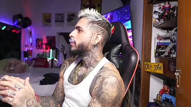 logan hugh8 online show from 03-17-26, 04:15