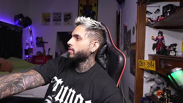 logan hugh8 online show from 04-09-26, 04:58