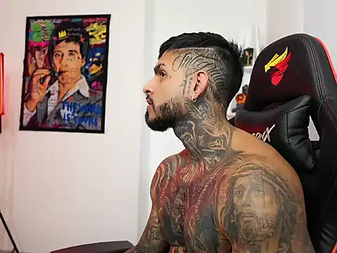 logan hugh8 online show from 10-19-25, 09:06