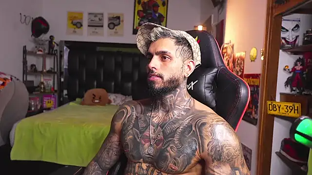 logan hugh8 online show from 05-22-26, 02:09