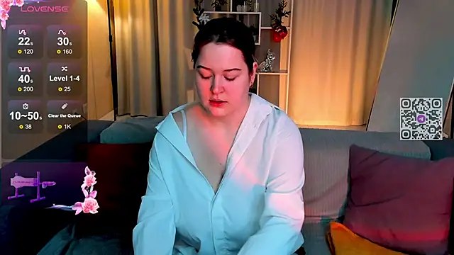 HelenHartt online show from 12-04-25, 01:37