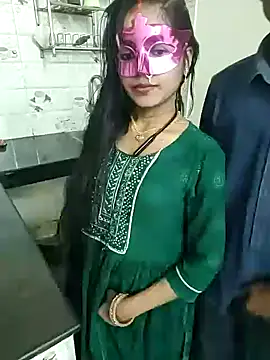 Snapshot of LOVE568 chatting on 02-21-26, 05:42 LOVE568 online show from 02-21-26, 05:42