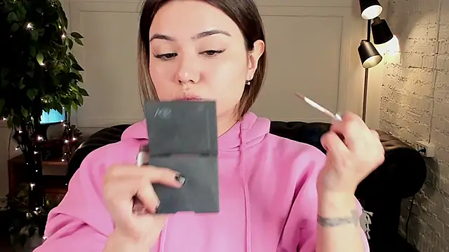 Dark Moni online show from 01-16-26, 02:48