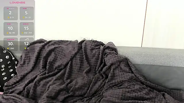 Snapshot of Dark_Moni chatting on 06-27-26, 03:45 Dark Moni online show from 06-27-26, 03:45