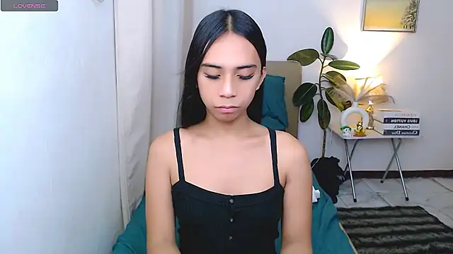scarlet smith7 online show from 06-24-26, 12:09