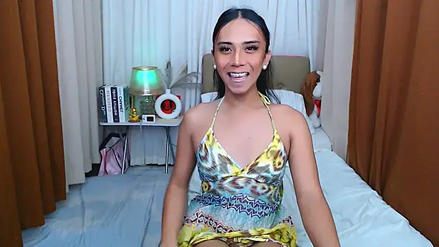 scarlet smith7 online show from 05-21-26, 01:25