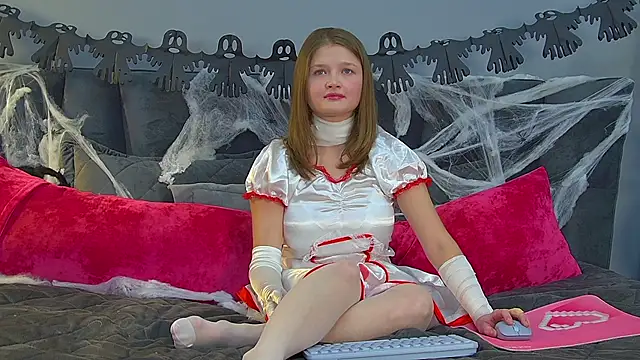 JaneRosen online show from 10-28-25, 06:34