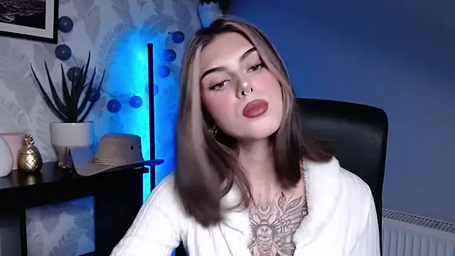 Nova SIN online show from 10-15-25, 05:06