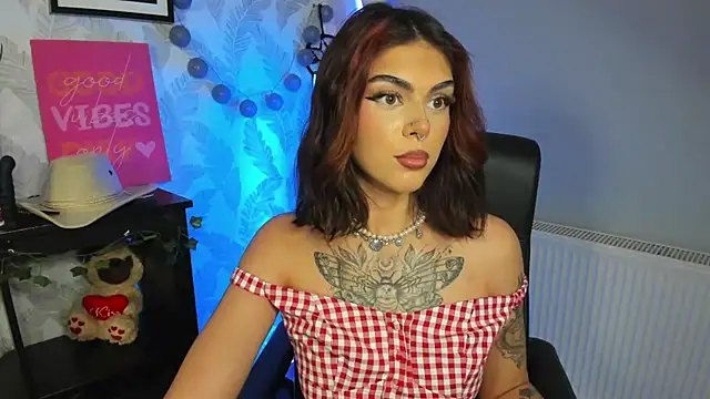 Snapshot of Nova_SIN chatting on 06-02-26, 06:13 Nova SIN online show from 06-02-26, 06:13
