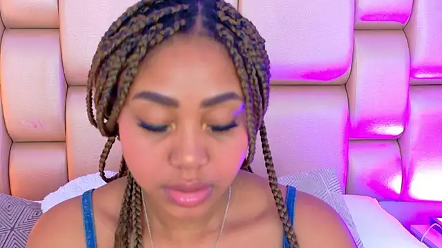 Snapshot of AngelaRoberts chatting on 03-03-26, 08:49 AngelaRoberts online show from 03-03-26, 08:49